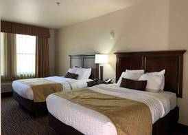 Radisson Hotel River Falls 4