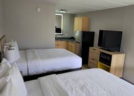Days Inn by Wyndham Paducah I-24 Exit 4 4