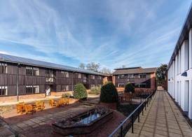 Greenlands Hotel 5