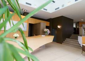 Red's Redaelli Hotel 4