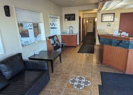 Toppenish Inn and Suites 3