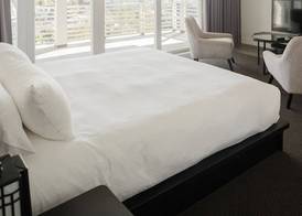 Hollywood Hills Hotel 4
