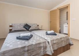 Apartments Bobeta 4
