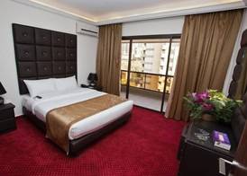 Queens Land Hotel 5