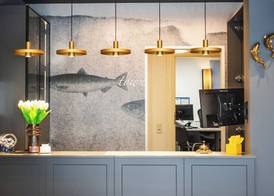 City Hotel 4