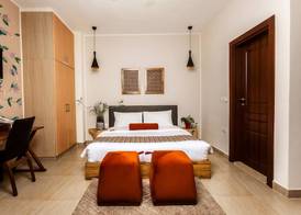 Roots Hotel Apartment 4