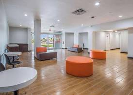 OYO Hotel Orlando Airport 2