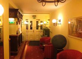 Hotel Elefant 3