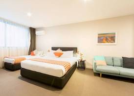 Customs House Hotel 4