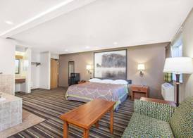 Super 8 by Wyndham Richlands/Claypool Hill Area 5
