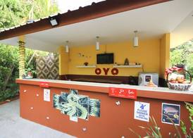 Ban Elephant Blanc Bungalow 4