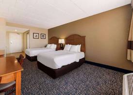 Comfort Inn South Oceanfront 4