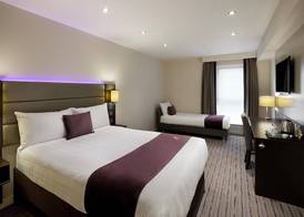 Premier Inn Manchester - Cheadle 4