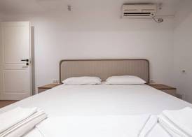 Tirent Apartment Komuna Parisit 2 4