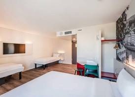B&B HOTEL Zürich Airport 3