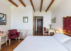 Boutique Hotel Villa Sostaga 4