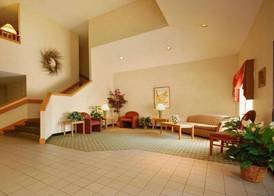 Syracuse Inn and Suites 4