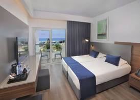 Okeanos Beach Boutique Hotel 4