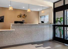 Best Western University Inn 3
