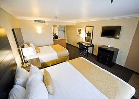 Hotel d’Lins Ontario Airport 3
