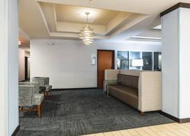 Holiday Inn Express & Suites NEW MARTINSVILLE by IHG 4