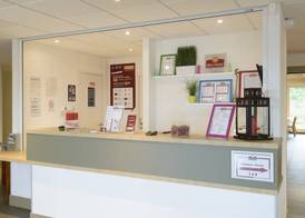 Brit Hotel Reims Croix Blandin 3