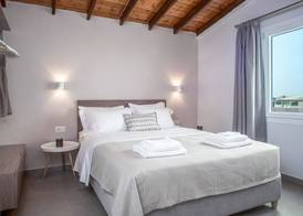 Evelyn Hotel 5