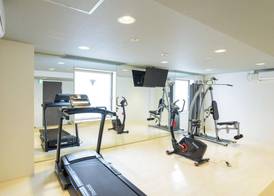SureStay Plus Hotel by Best Western Shin-Osaka 5