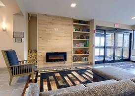 Comfort Inn & Suites Liverpool - Syracuse North 2