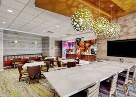 Fairfield Inn & Suites by Marriott Chicago Schaumburg 3