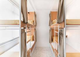 BE BOLD HOSTEL 4