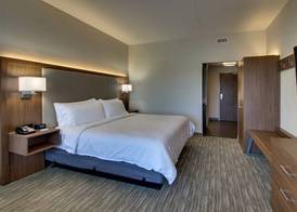 Holiday Inn Express & Suites FINDLAY NORTH by IHG 2