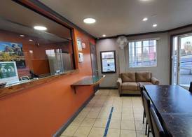 Corcoran Country Inn 2