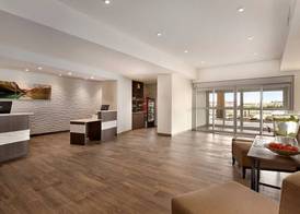 Fairfield Inn & Suites by Marriott Airdrie 2