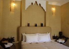 Riad Emberiza Sahari 5
