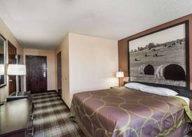 Super 8 by Wyndham Campbellsville KY 4