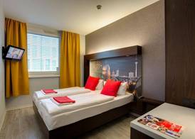 MEININGER Hotel Berlin Hauptbahnhof 5