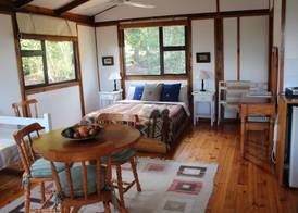 Treehouse Cottage 3