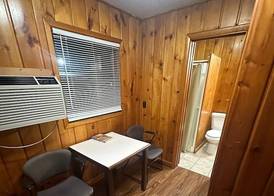 Country Cabin Motel 3