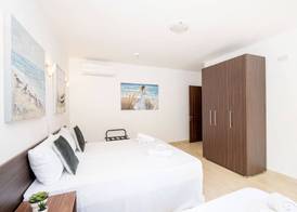 Islet Seafront 1 Bedroom Apartment 3
