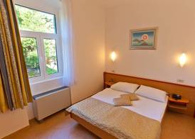 Villa Tamaris - Hotel Resort Dražica 4