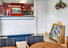 Econo Lodge Ruther Glen 2
