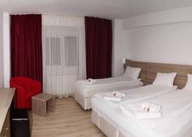 Hotel Otopeni 4