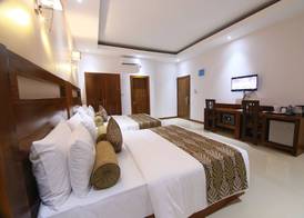 Rivendell Hotel 5