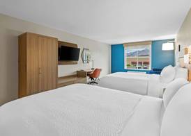 Holiday Inn Express & Suites OGDEN by IHG 5