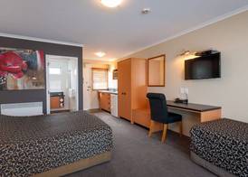 Beachcomber Inn Picton 4