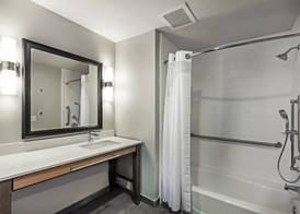 Holiday Inn HOUSTON NE - BUSH AIRPORT AREA by IHG 3