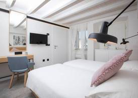 Bova Luxury Rooms 4