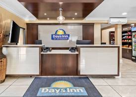 Days Inn by Wyndham Goose Creek 3