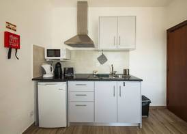 Rising Sun Top-Floor Flat 4